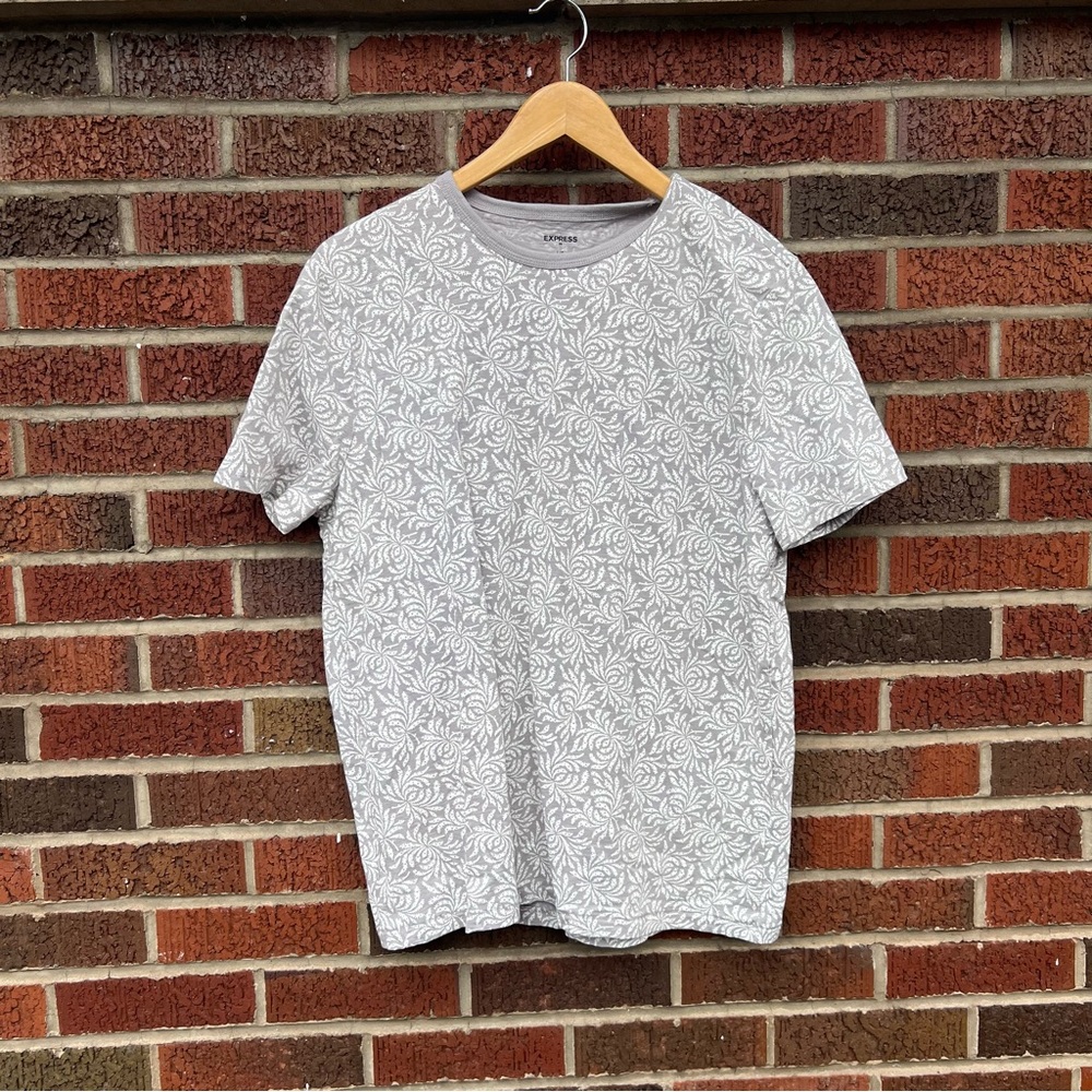 Express Light Gray And White Patterned Crewneck S… - image 1